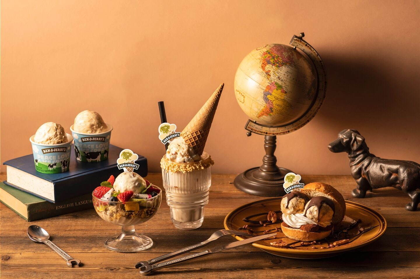 ベン&ジェリーズ×グロリアスチェーンカフェがコラボレーション、アイスクリームを使った限定メニュー ベン&ジェリーズ×グロリアスチェーンカフェがコラボレーション、アイスクリームを使った限定メニュー