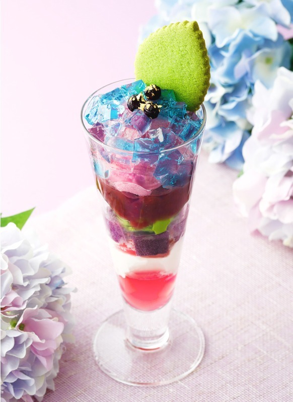 茶寮都路里 大丸東京店の6月限定パフェ「紫陽花(あじさい)」