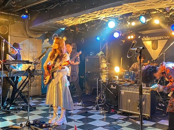 vivid undress『リクエストワンマンライブ Vol.2』無観客配信ライブレポート＠新宿ロフト 6月28日（日）