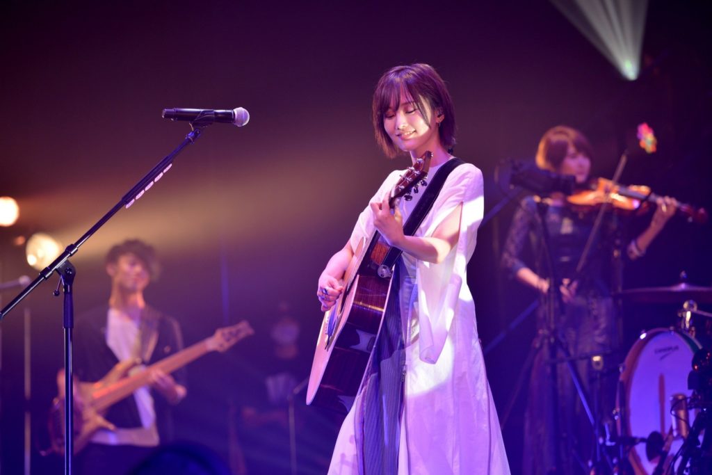 『山本彩 LIVE TOUR 2020 ～ α ～ツアーファイナル』配信ライブレポート