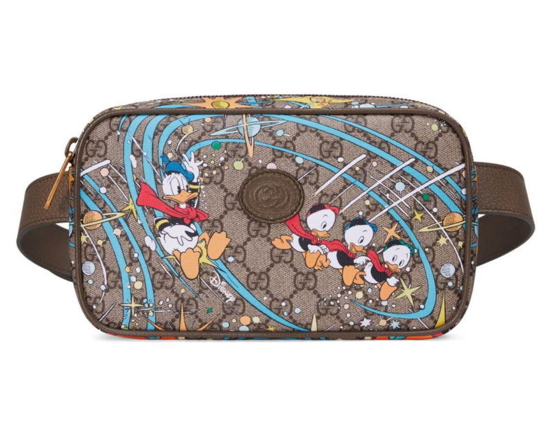 グッチのエピローグコレクションから、ドナルドダックとコラボした