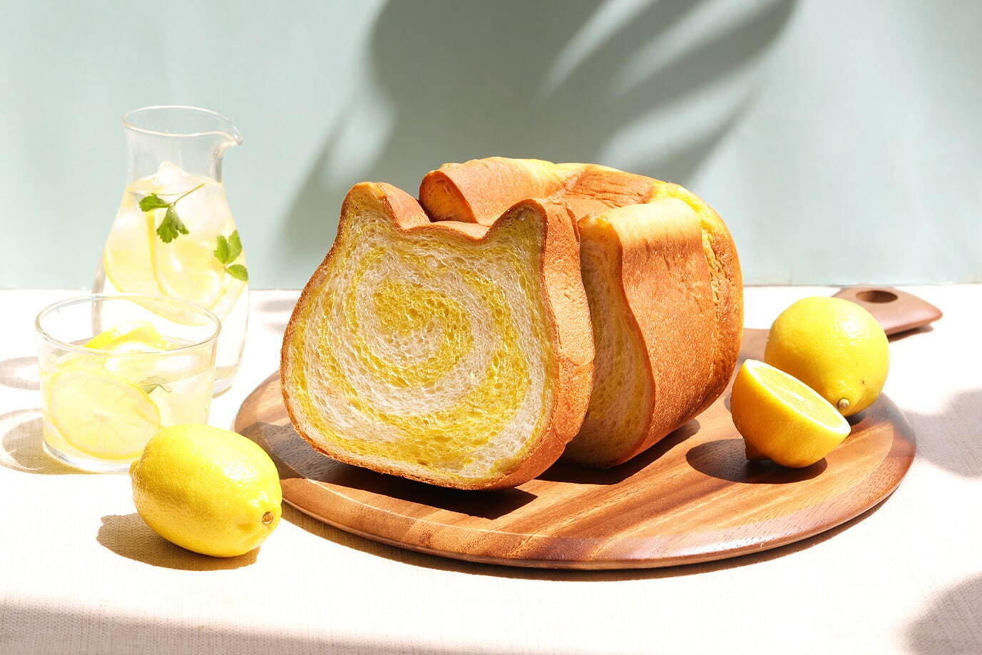 「ねこねこ食パン」から、夏限定の新作フレーバー「ねこねこ食パン〜はちみつれもん〜」 「ねこねこ食パン」から、夏限定の新作フレーバー「ねこねこ食パン〜はちみつれもん〜」