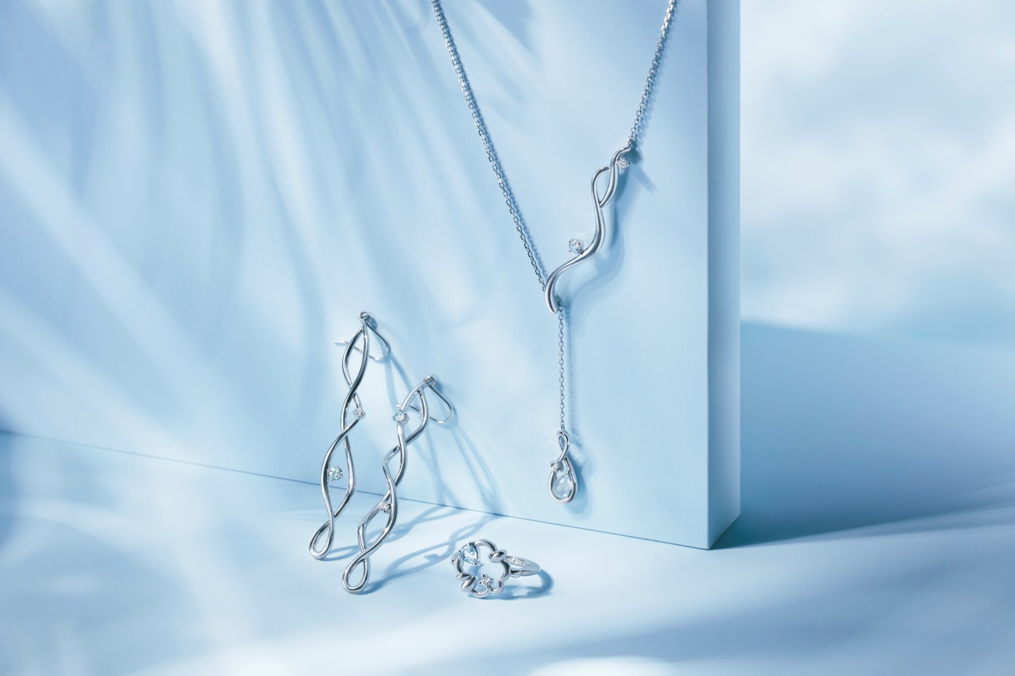 Canal 4℃から、涼しげな輝きのストーンに夏の海の魅力を宿した「2022 Summer Collection」 Canal 4℃から、涼しげな輝きのストーンに夏の海の魅力を宿した「2022 Summer Collection」