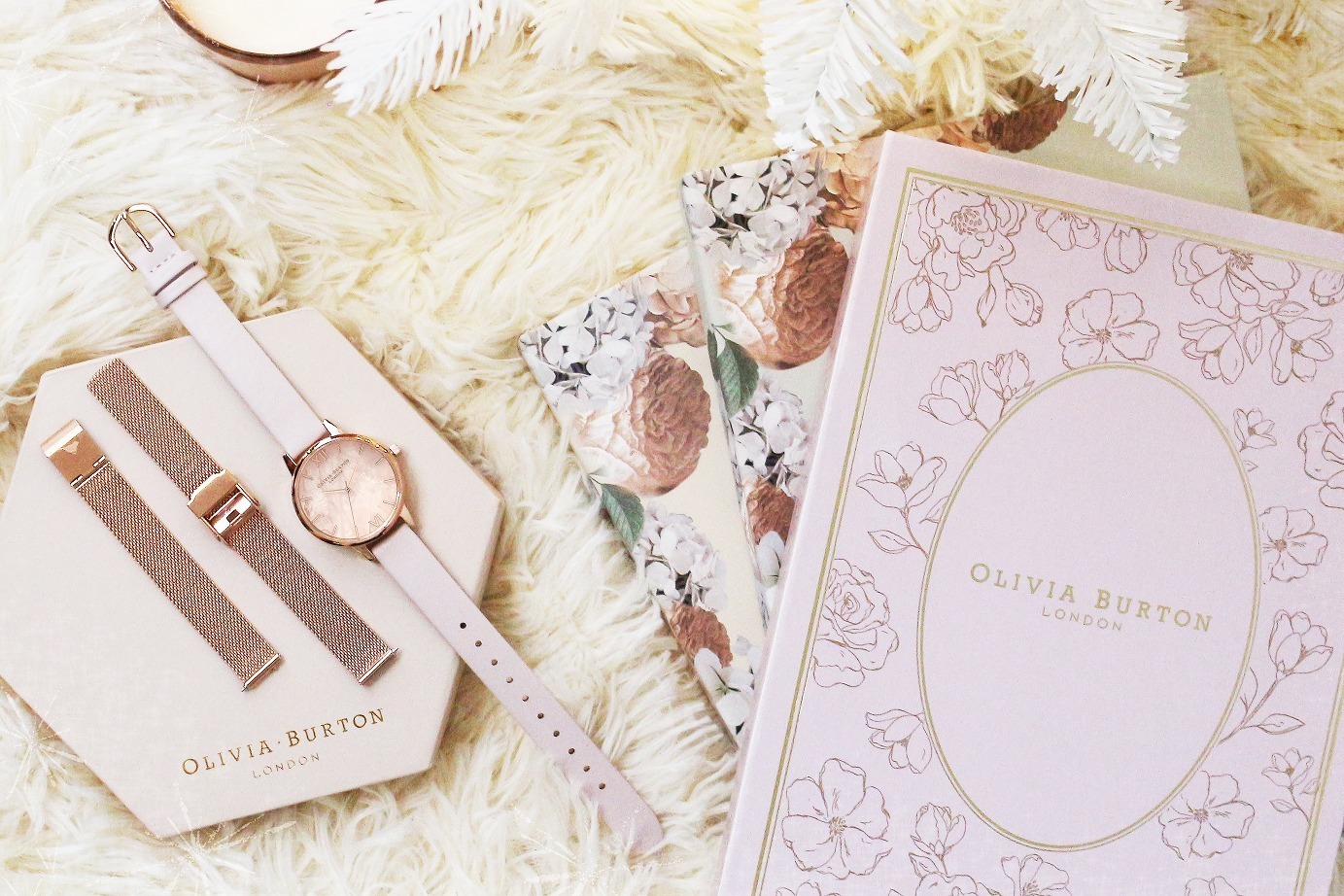 OLIVIA BURTON】伊勢丹新宿店限定 腕時計 鳥 レザーベルト 【公式通販】