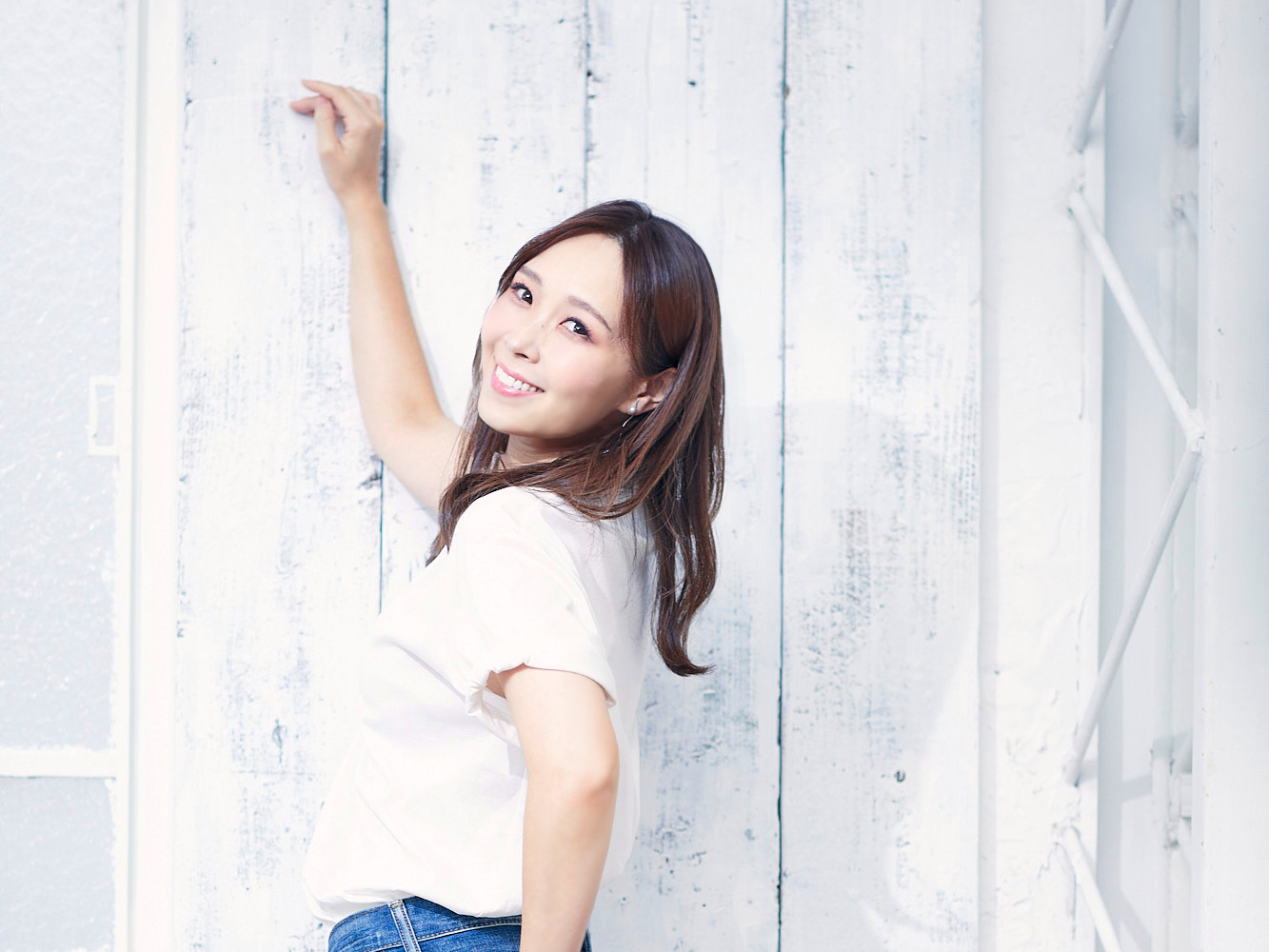 愛内里菜 VANITYMIX WEB LIMITED INTERVIEW | VANITYMIX マガジン