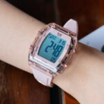 アイスウォッチから、レトロでフューチャーなY2Kムード全開の「ICE digit boliday」が発売！