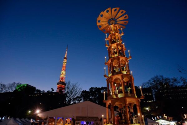 幻想的なイルミネーションの「東京クリスマスマーケット2025」が、芝公園にて開催！