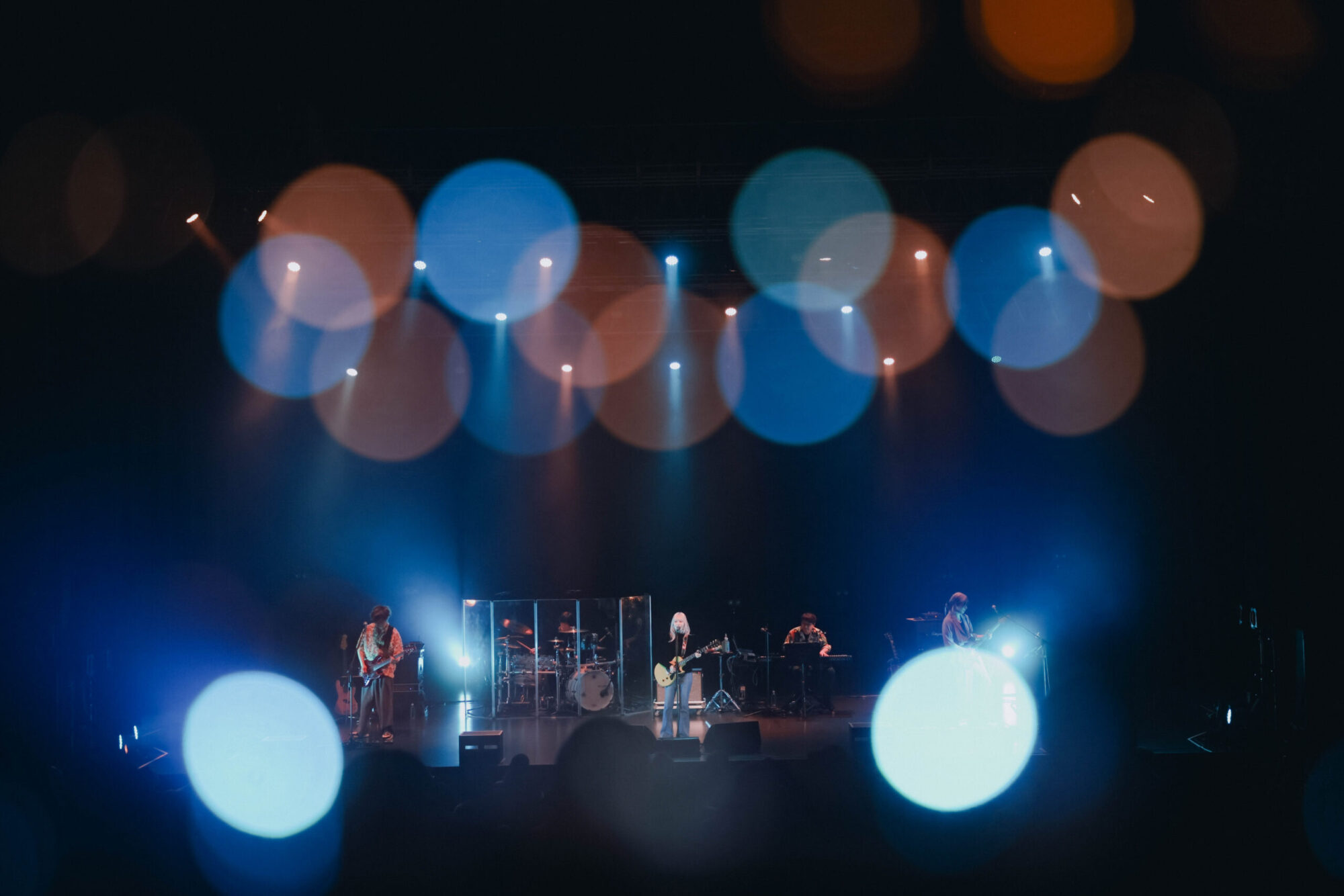 藤川千愛『FUJIKAWA CHIAI 7th Anniversary Special Live「路地裏に残り香」』ライブレポート＠EX THEATER ROPPONGI