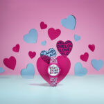 スウォッチから、愛を示す2つのカタチのバレンタインデー・スペシャルウォッチが発売！