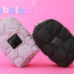 アナスイから、モコモコのエアリー感が魅力のポーチ＆ミニトートバッグが発売！